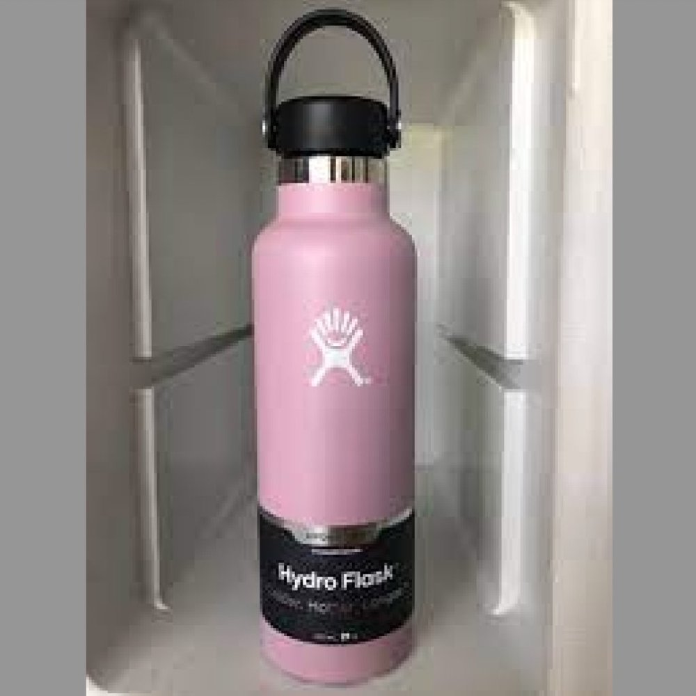 NEW Hydro Flask 21oz Standard Mouth w/ Flex Cap in LILAC NEW (RARE COLOR)